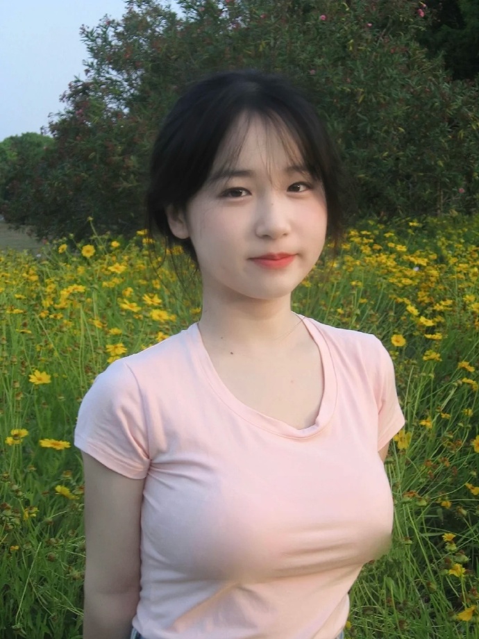 50岁大妈棚户区接客